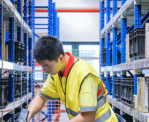 京牌出租网右侧广告位置三